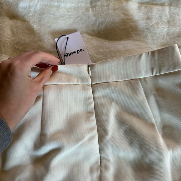 Showpo Cream-colored skirt - Picture 5 of 5